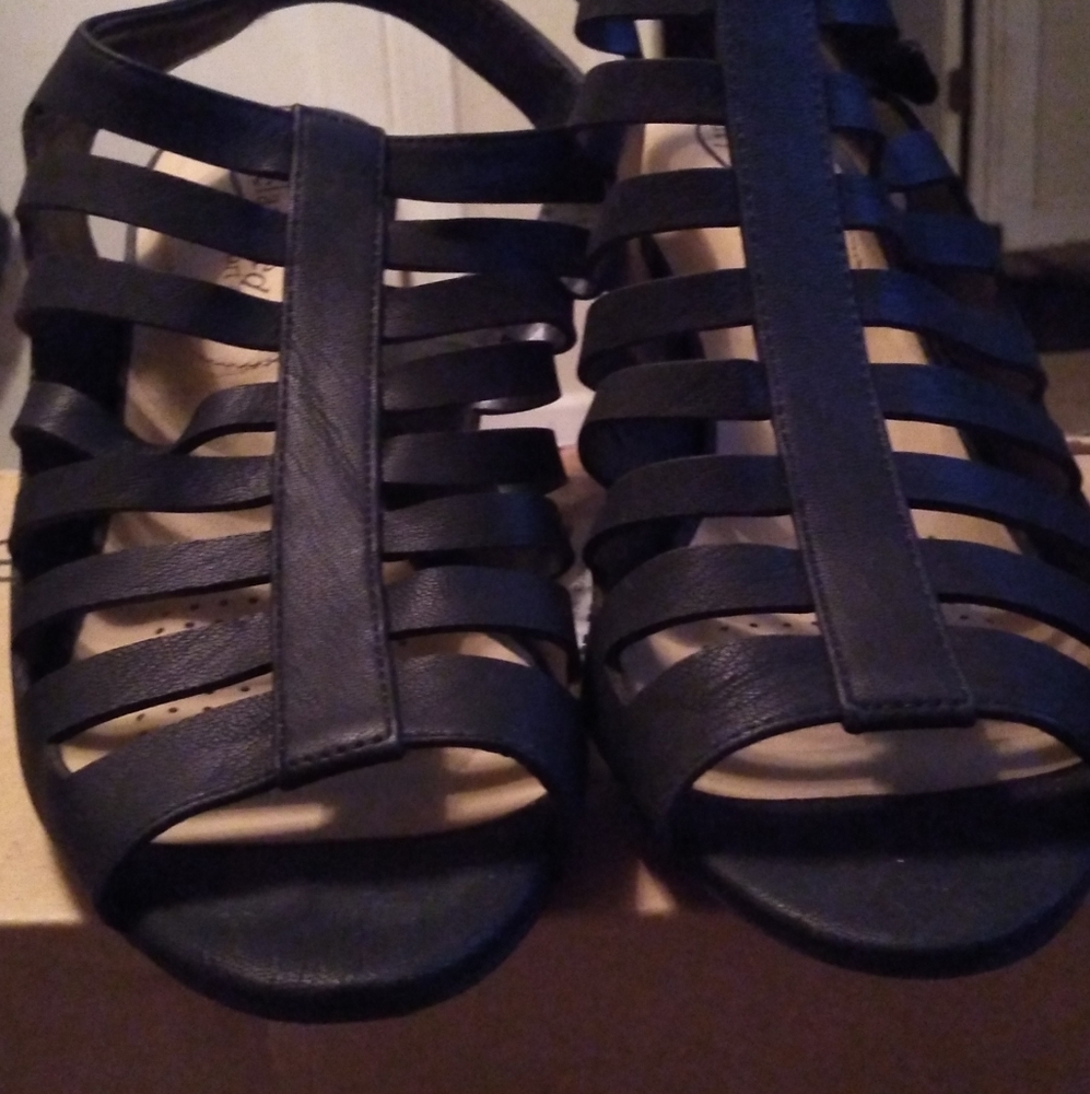 Shoes - Picture 2 of 3